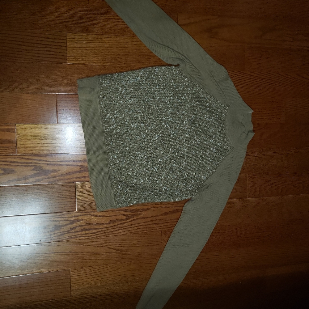 Cozy sweater/must bundle
